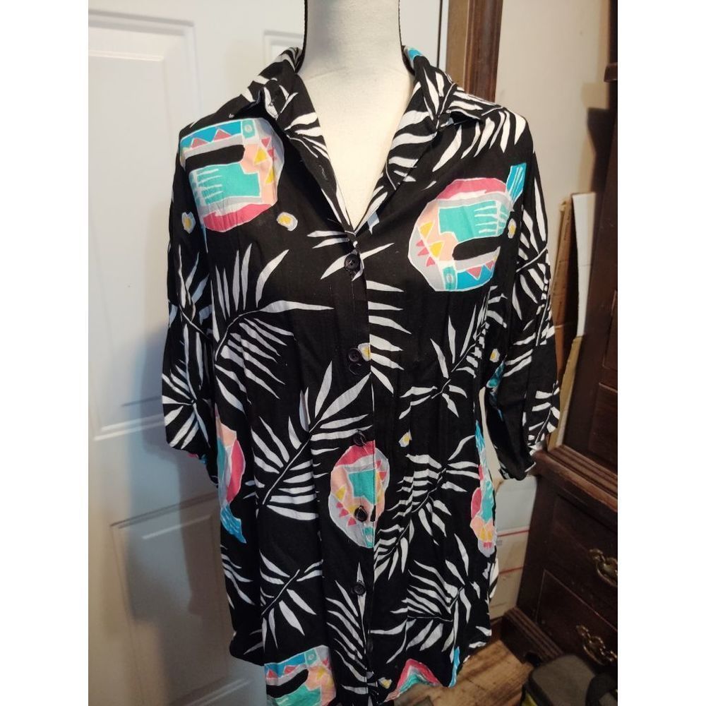 California Krush Black Button Front Shirt Women's Size‎ XXXL